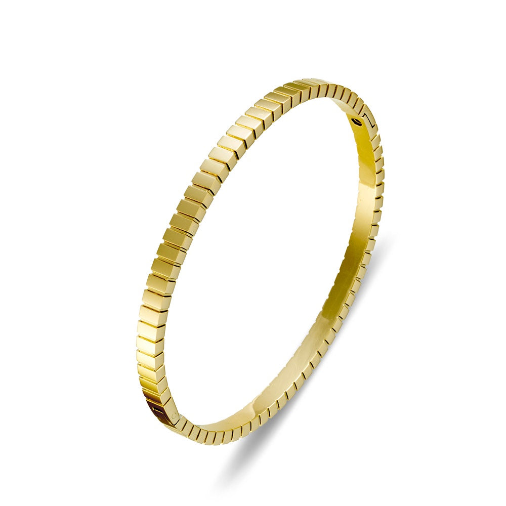 The Serena Bangle